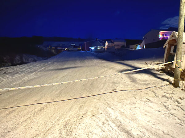 Mann skutt av politiet i Lavangen i natt
