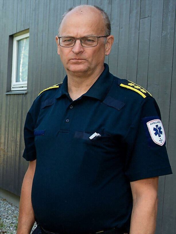 Svein Hovde, seksjonsleder ambulansen Bardu/Salangen/Målselv ved UNN tilbakeviser at ambulanseberedskapen blir svekka som følge av den nye akuttforskriften. FOTO: RUNE OTTARSEN