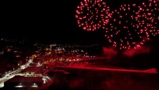 Video 1 - Fugleperspektiv på fyrverkeriet