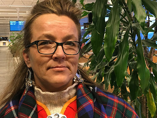 Sametingspolitiker for NSR, Ann- Karin Kvernmo fra Gratangen mener at rovdyrforvaltningen er ute av kontroll. Nå krever hun handling for å hjelpe bøndene i Salangen, Lavangen og Bardu mot bjørnen. ARKIVFOTO: ALEKSANDER WALØR