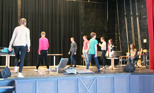 Russen klar for scenen