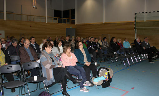 Kommende tirsdag blir det folkemøte i Lavangen og i Lauvhallen. Temaene er sykkelrittet Arctic Race og kommunereformen. ARKIVFOTO: JON HENRIK LARSEN