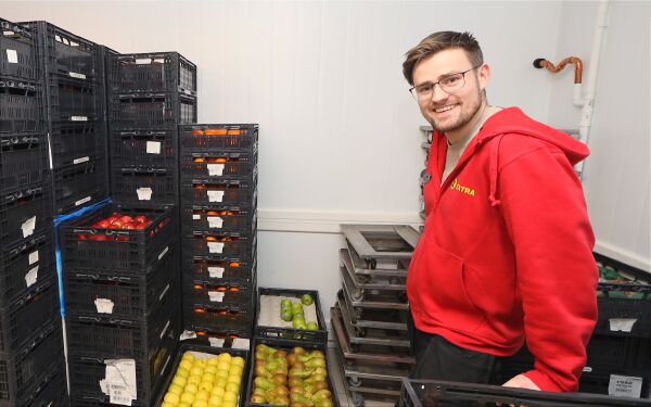 Har solgt over 500 kg frukt til redusert pris