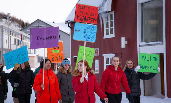 - Kvinnesaken står sterkt!