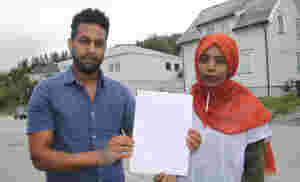 Protesterer mot regimet