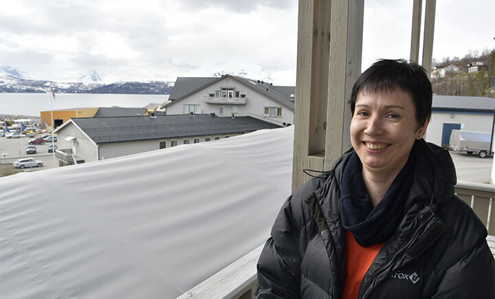 Lena Khenriksen, leder i Salangen Arbeiderparti forteller at årets 1.mai- markering blir digital, og sendes fra Troms Arbeiderparti. ARKIVFOTO: TORBJØRN KOSMO