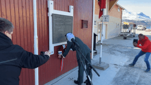 La ned krans på Frigjøringsdagen