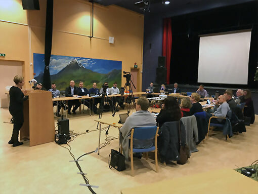 Flertallet av de folkevalgte i Salangen kommunestyre takket mandag formiddag nei til å videreføre web-tv overføringene fra kommunestyret i 2017. FOTO: JON HENRIK LARSEN