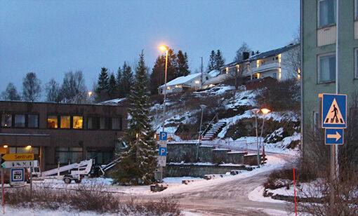 Nå er julegrana reist