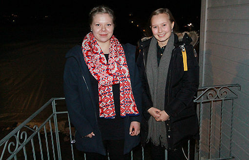 Elle Káre Somby (t.v.) og Maien Gaup Sandberg er to av fire samiske veivisere. FOTO: PER ASBJØRN GUNDERSEN