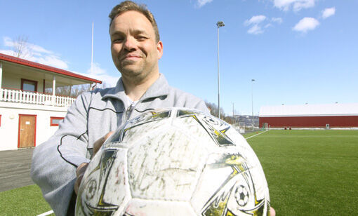 Første hjemmekamp