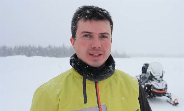 Testet snøscootere i Levi