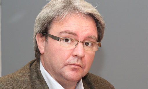 Karlsen tar permisjon