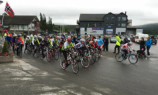 Sykkelrittet Tour De Andørja startet i 2014 med å ha start fra Sjøvegan. FOTO. JON HENRIK LARSEN