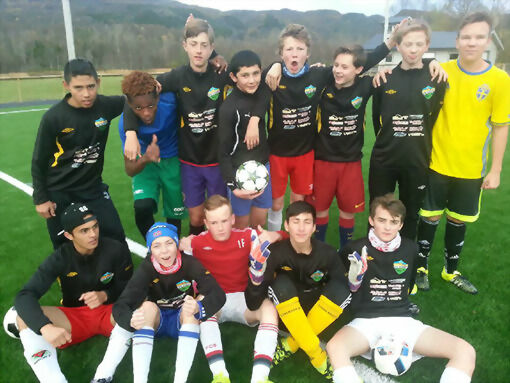 ØSIL-laget Gutter 14 år er klare til å gjøre sitt beste gjennom hele helgas fotballkamper.