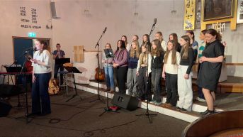 Se solidaritets-konserten her!