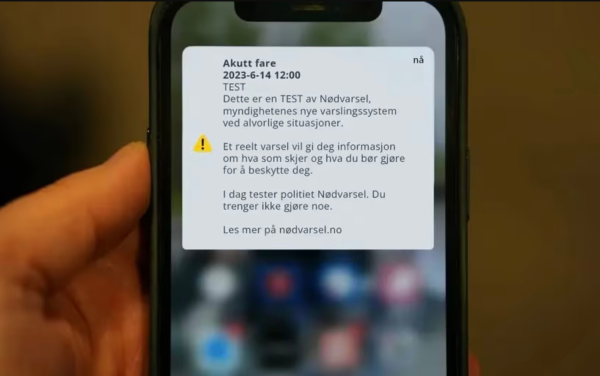 Onsdag skal alle mobiler ule og vibrere klokken 12