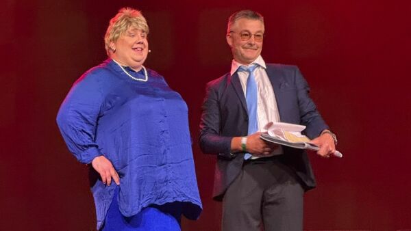 Kom helt til finalen i revymesterskap