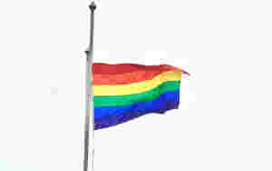 Har heist Pride- flagget