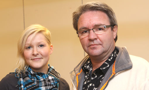 Salangen Høyre vil gi 1 million kroner til lag og foreninger i Salangen, forteller nestleder Monica Larssen og leder Ronny Karlsen. FOTO: JON HENRIK LARSEN