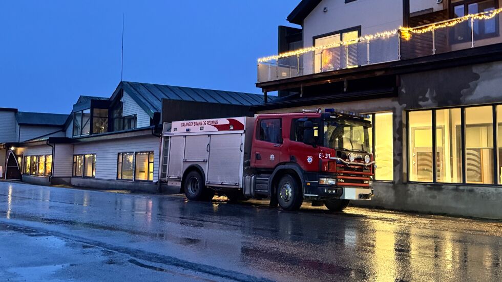 Det er meldt om røykutvikling i en leilighet i Strandsenteret på Sjøvegan
 Foto: Jon Henrik Larsen