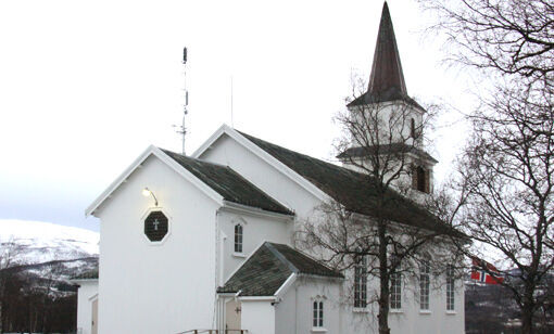 Ingen personer har sålangt søkt på stillingen som ny sogneprest i Lavangen sogn. ARKIVFOTO: JON HENRIK LARSEN