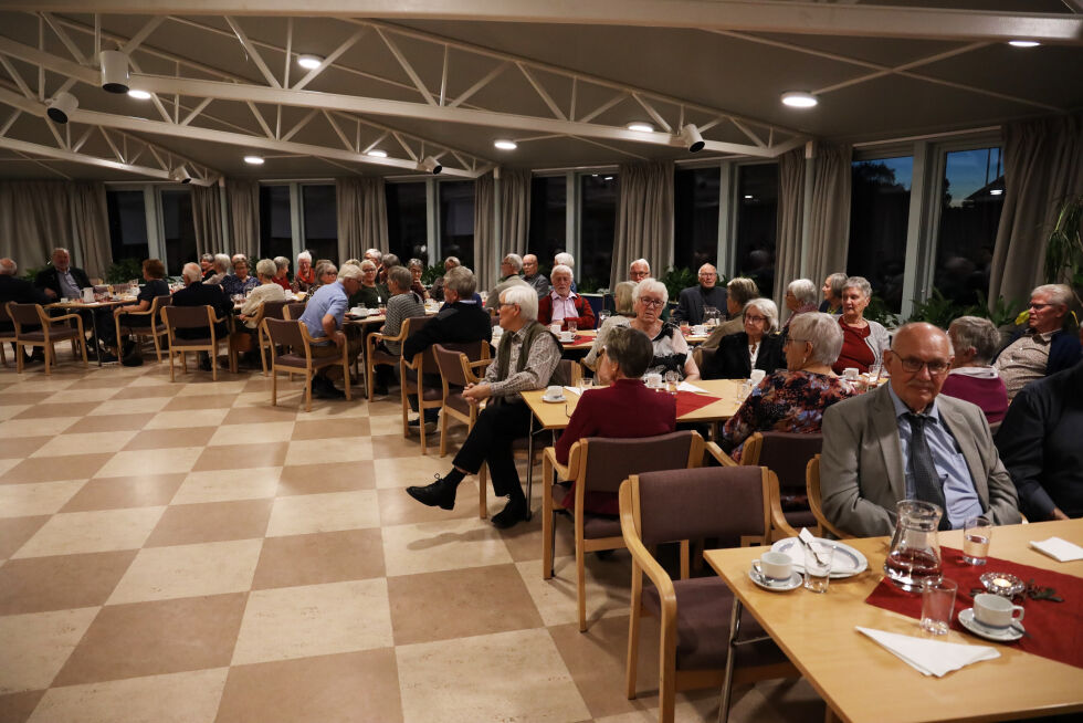 55 mennesker møtte frem til markeringen av Eldredagen i Salangen lørdag kveld.
 Foto: Jon Henrik Larsen