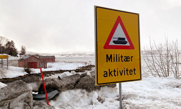 Deltar i stor militærøvelse