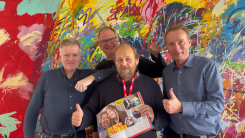 Gratulasjonshilsen til nettavisens 22 års dag!