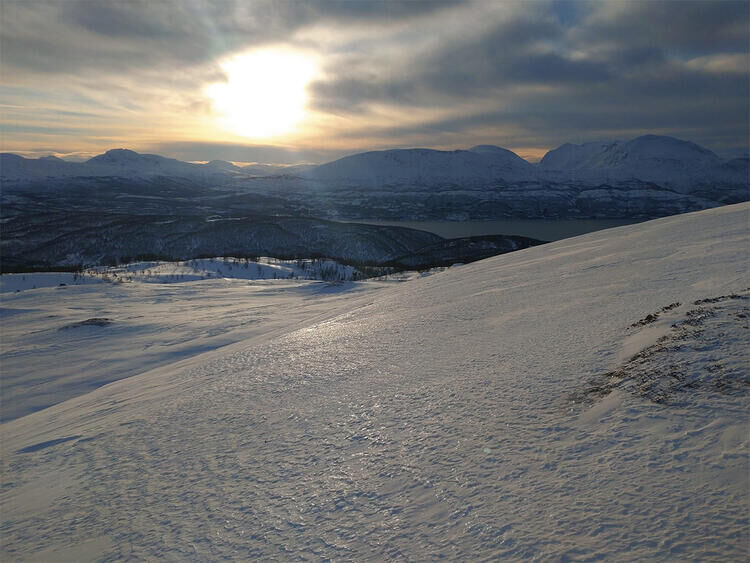 Det var et flott og godt vær på Storhaugen forleden dag, da Roger Åmo var på ski dit. FOTO: ROGER ÅMO