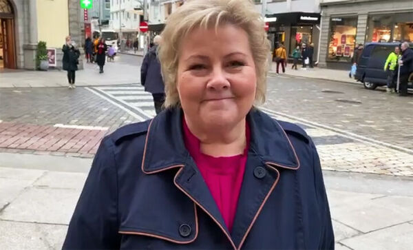 Statsministeren hilser