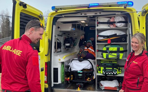 Fikk besøk av ambulansen