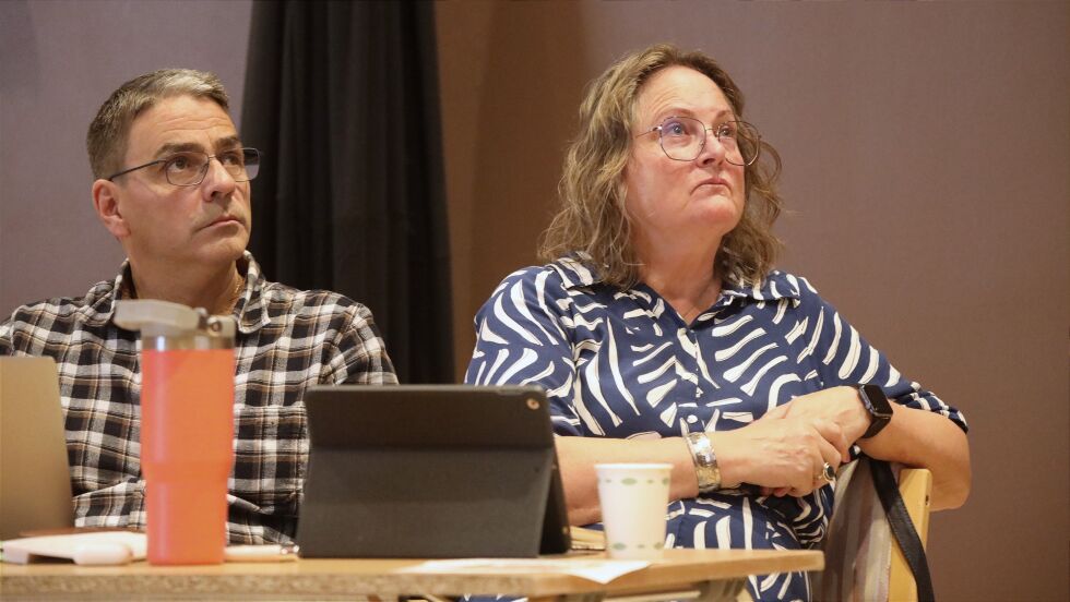 Salangen Høyre sine kommunestyrerepresentanter, Jim Nordmo (t.v) og Mona Henneman (t.h).
 Foto: Jon Henrik Larsen