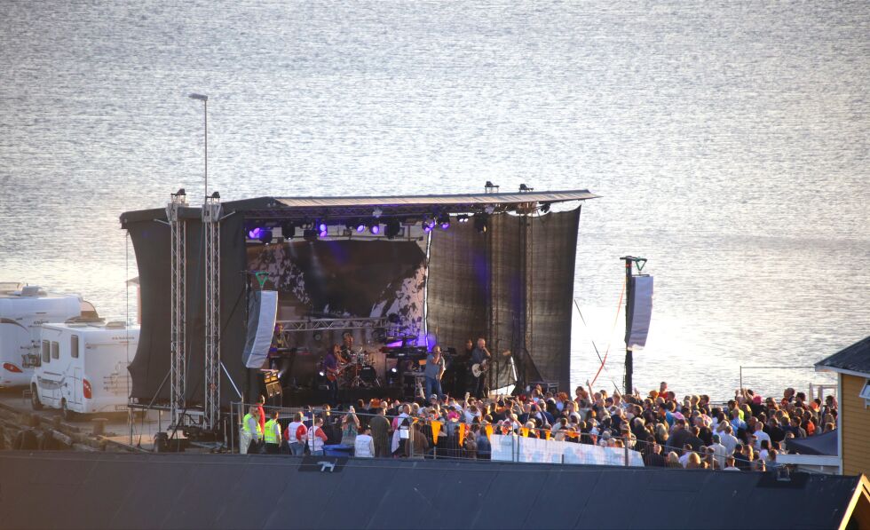 Over 1200 mennesker var inne på «Return»- konserten lørdag kveld.
 Foto: Jon Henrik Larsen