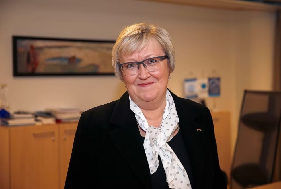 Statsforvalter i Troms og Finnmark, Elisabeth Aspaker går ut med oppfordring til publikum mandag, i forbindelse med ekstremværet.
 Foto: TERJE PEDERSEN / NTB SCANPIX