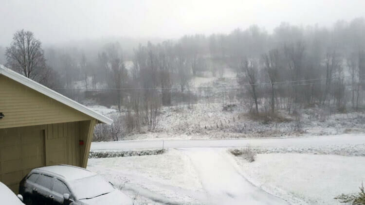 Dette synet våknet Nikolay Nordmo til i Seljeskog i dag onsdag. FOTO: PRIVAT