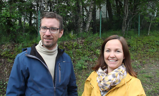 Hans-Erik Børve (t. v.) og Stine Myrmel Anker skal passe på ungdommene når de er i Oslo. FOTO: PER ASBJØRN GUNDERSEN