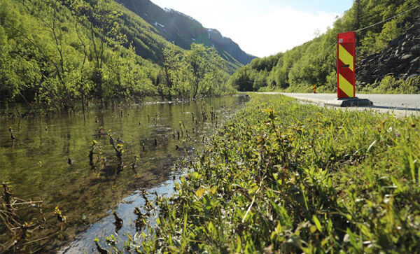 Veien har vært stengt - åpnes i ettermiddag