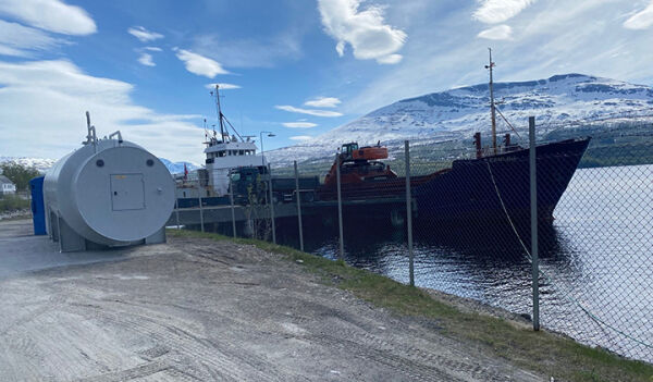 La til kai i Karavika