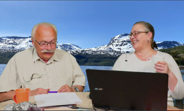 Sommerstemning i fredagsstudioet