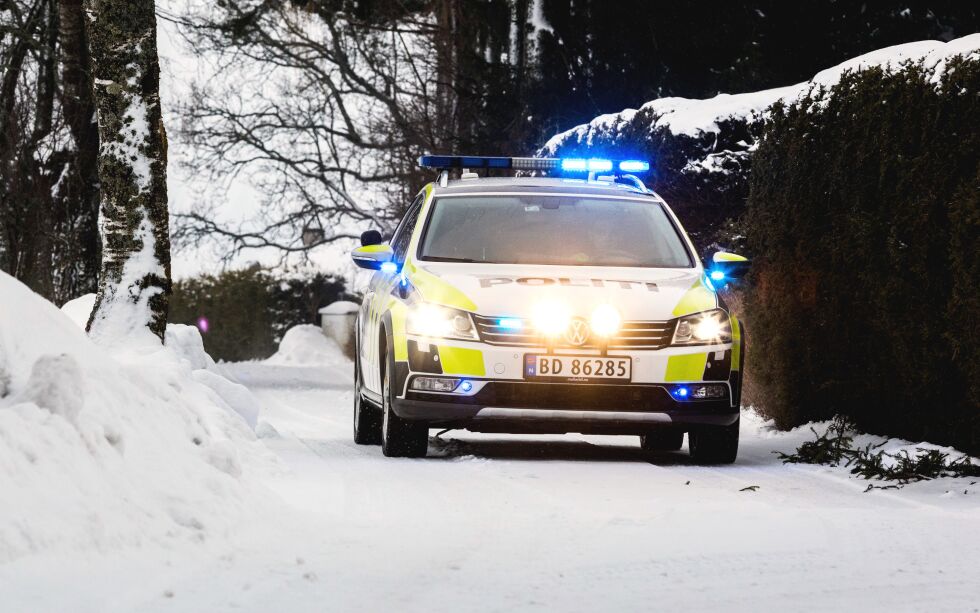 Det blir samøvelse mellom politiet, ambulanse og brannvesen i Gratangen onsdag ettermiddag.
 Foto: Gorm Kallestad / NTB