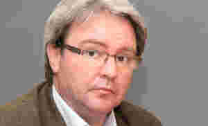 Karlsen tar tak i saken