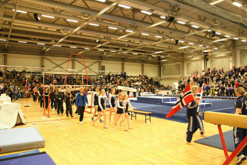 Det er 421 gymnaster og 77 trenere/lagledere som skal reise til Bardufosshallen til helga.