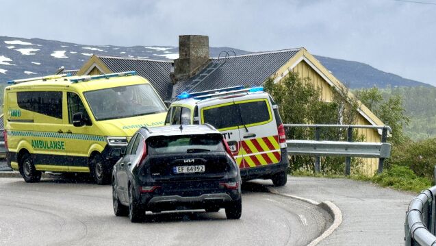 Politiet rykket ut - en person tatt hånd om