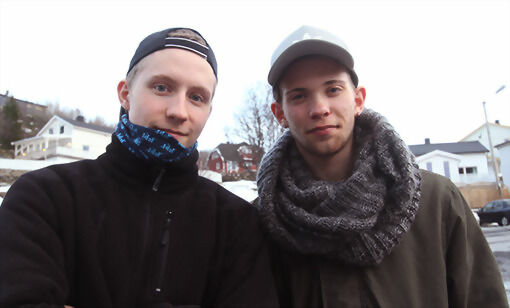 Ruben Kåre Nesvold (t.v.) og Jonas Leonhardsen blir opptatt resten av vinteren og deler av våren med innspillingen av dokumentarfilmen. FOTO: ALEKSANDER WALØR