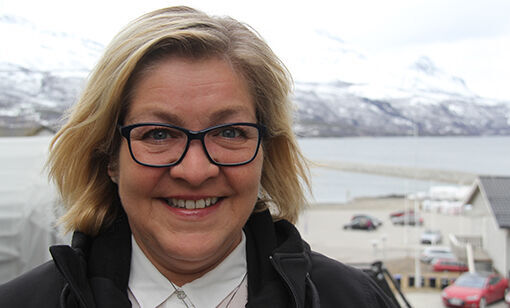 Holder åpen scene
