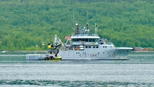 Bistår politiet på havet