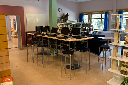 Biblioteket i Lavangen må stenges i sommer grunnet renovering. FOTO: TROMS FYLKESKOMMUNE