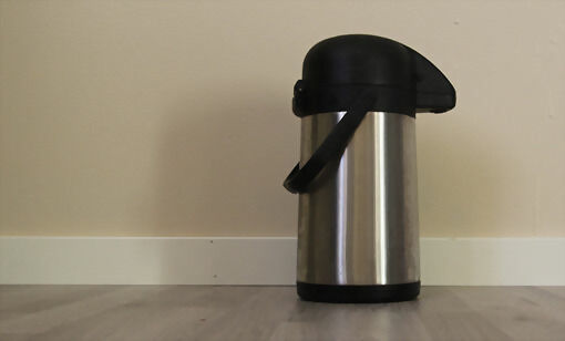 Dette er bare et bilde av hvordan en kaffekanne kan se ut.