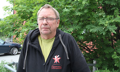 Pyro-teknikker Jens-Viktor Steinsund sier det er gledelige nyheter at Salangen blir så sentral i Arctic Race of Norway 2017, og håper de i år også får stille med fyrverkeri til den kommende begivenheten. ARKIVFOTO: ALEKSANDER WALØR